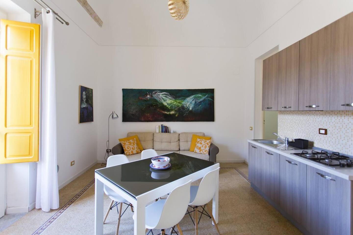Le Luminarie - Creative Residence Balestrate Ruang foto