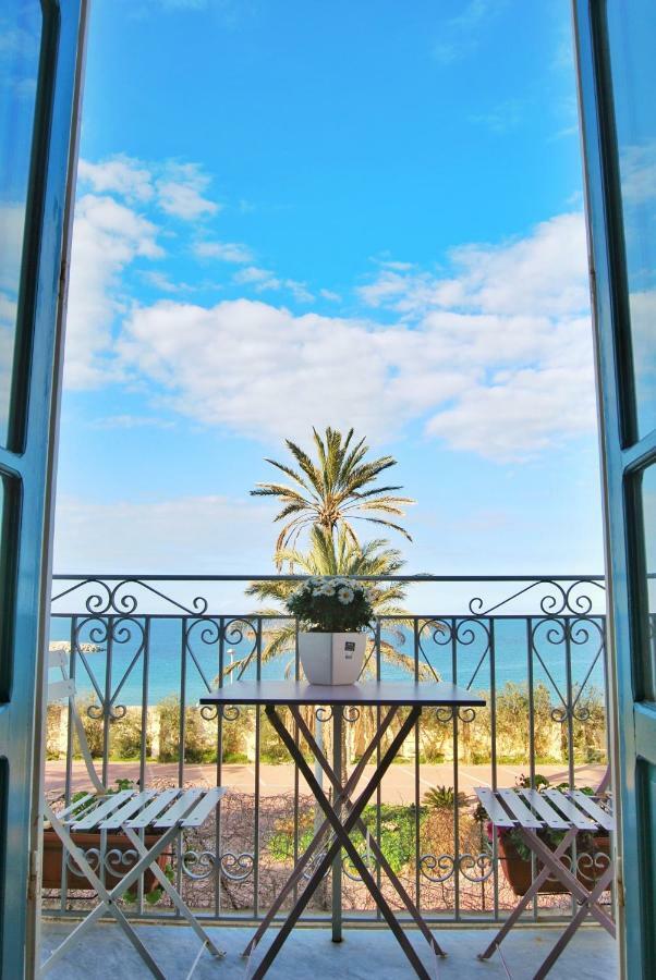 Le Luminarie - Creative Residence Balestrate Bagian luar foto