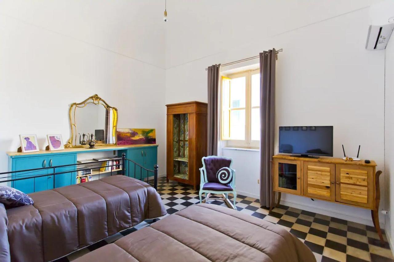 Le Luminarie - Creative Residence Balestrate Bagian luar foto